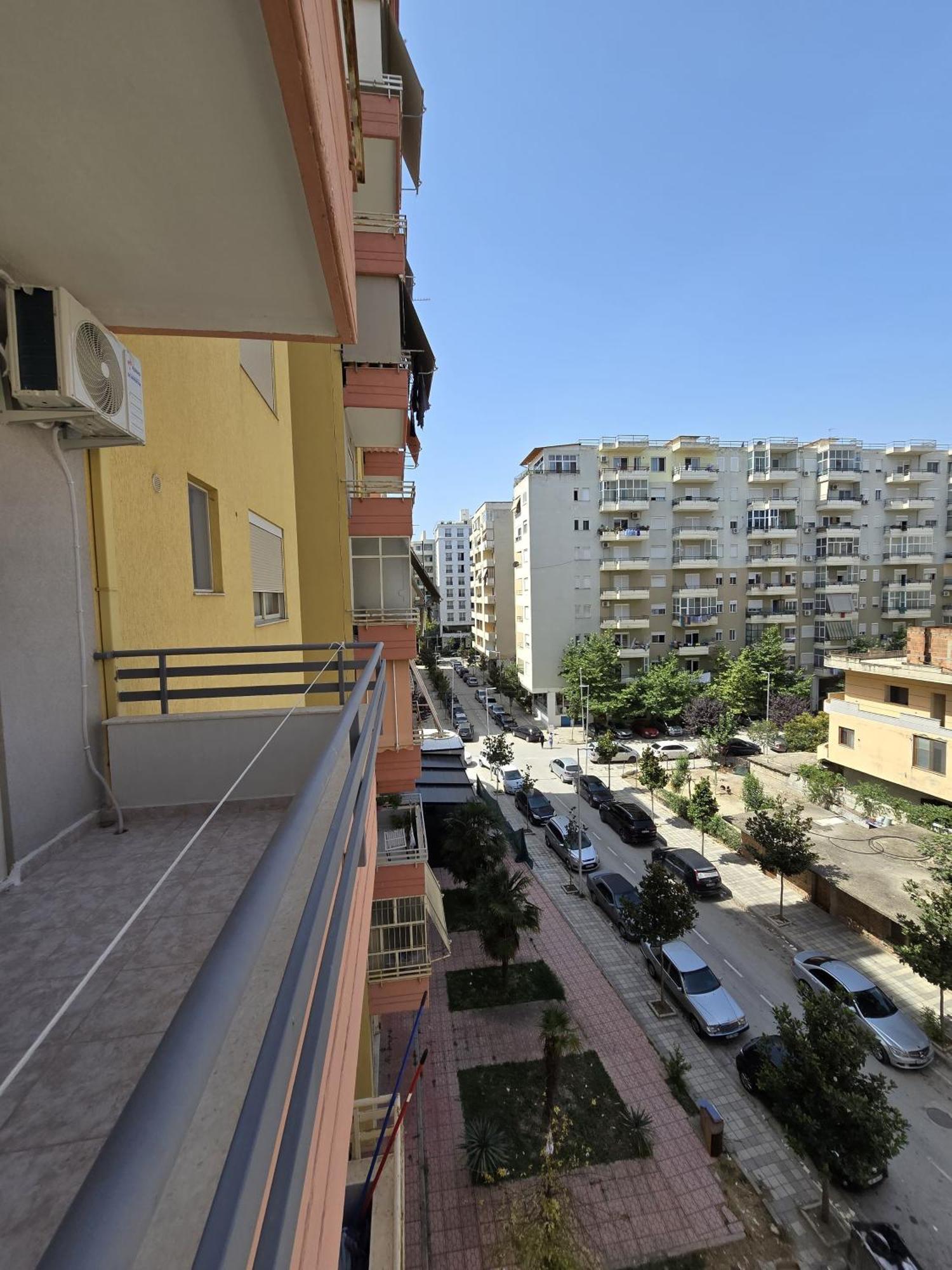 C'e Casa Near The Sea, Netflix, Parking, Balcony, Fast Wi-fi *