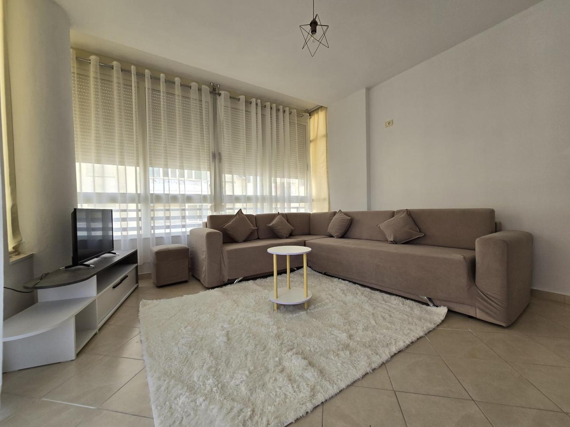 C'e Casa Near The Sea, Netflix, Parking, Balcony, Fast Wi-fi Vlorë