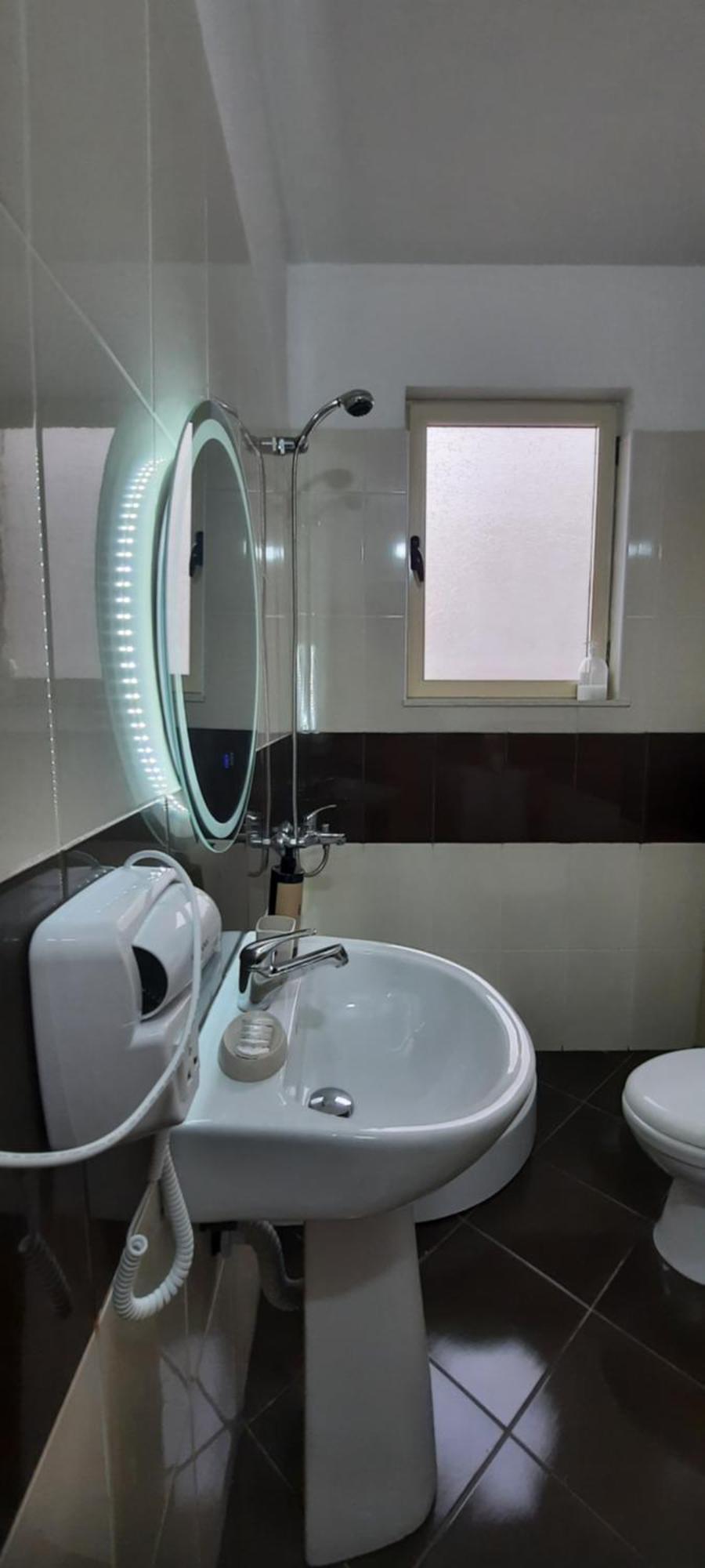 C'e Casa Near The Sea, Netflix, Parking, Balcony, Fast Wi-fi Apartmán