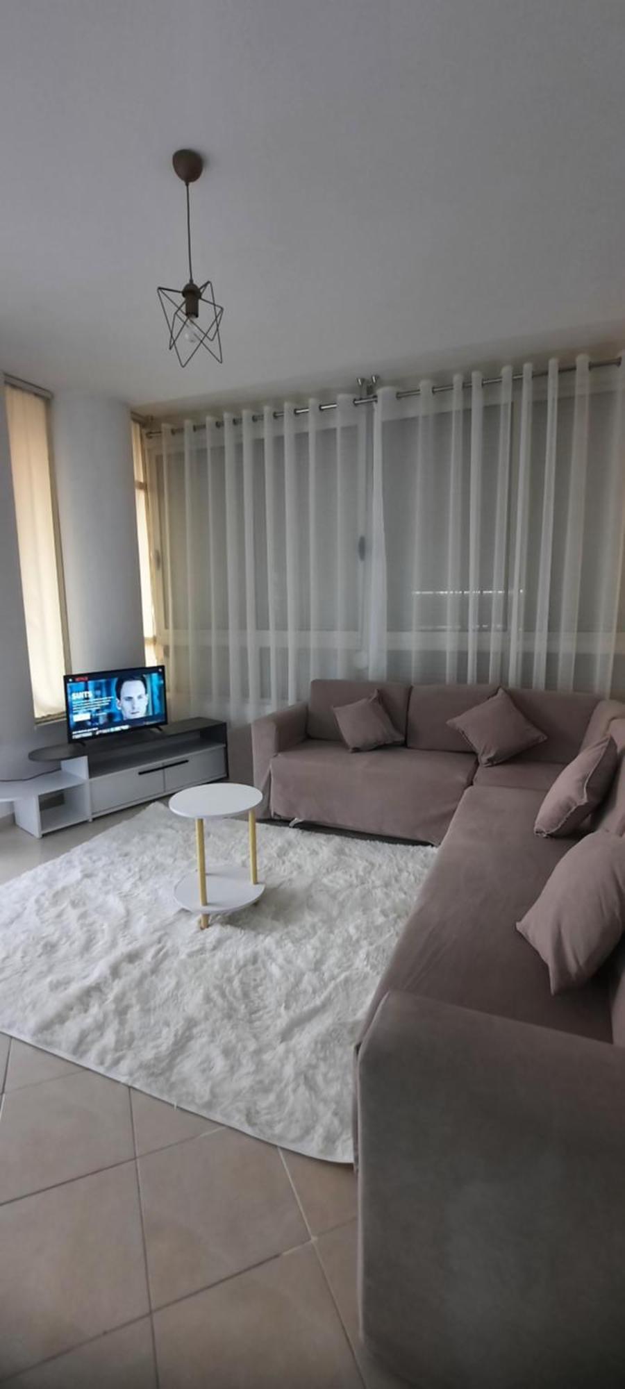 Appartement C'e Casa Near The Sea, Netflix, Parking, Balcony, Fast Wi-fi *