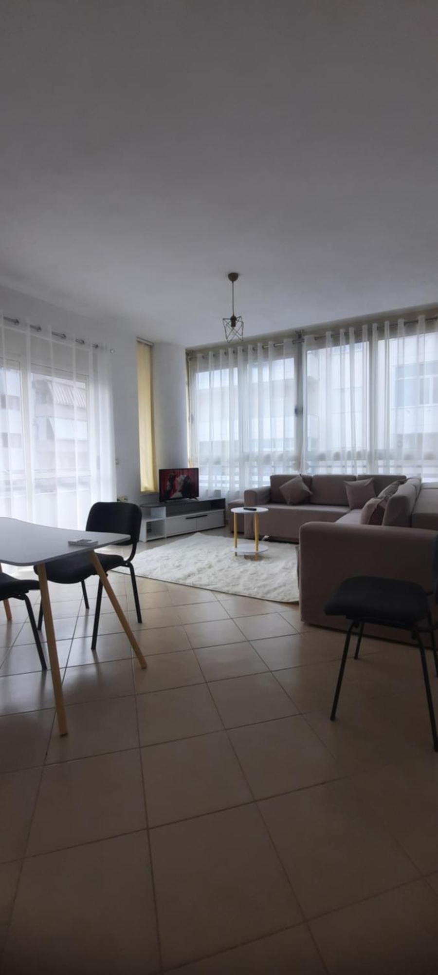 C'e Casa Near The Sea, Netflix, Parking, Balcony, Fast Wi-fi Appartement *