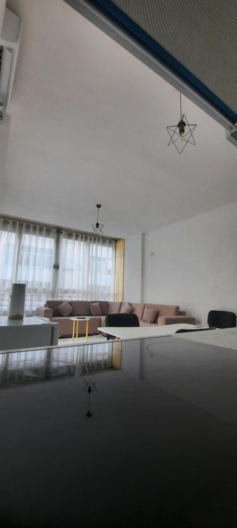 C'e Casa Near The Sea, Netflix, Parking, Balcony, Fast Wi-fi Vlorë