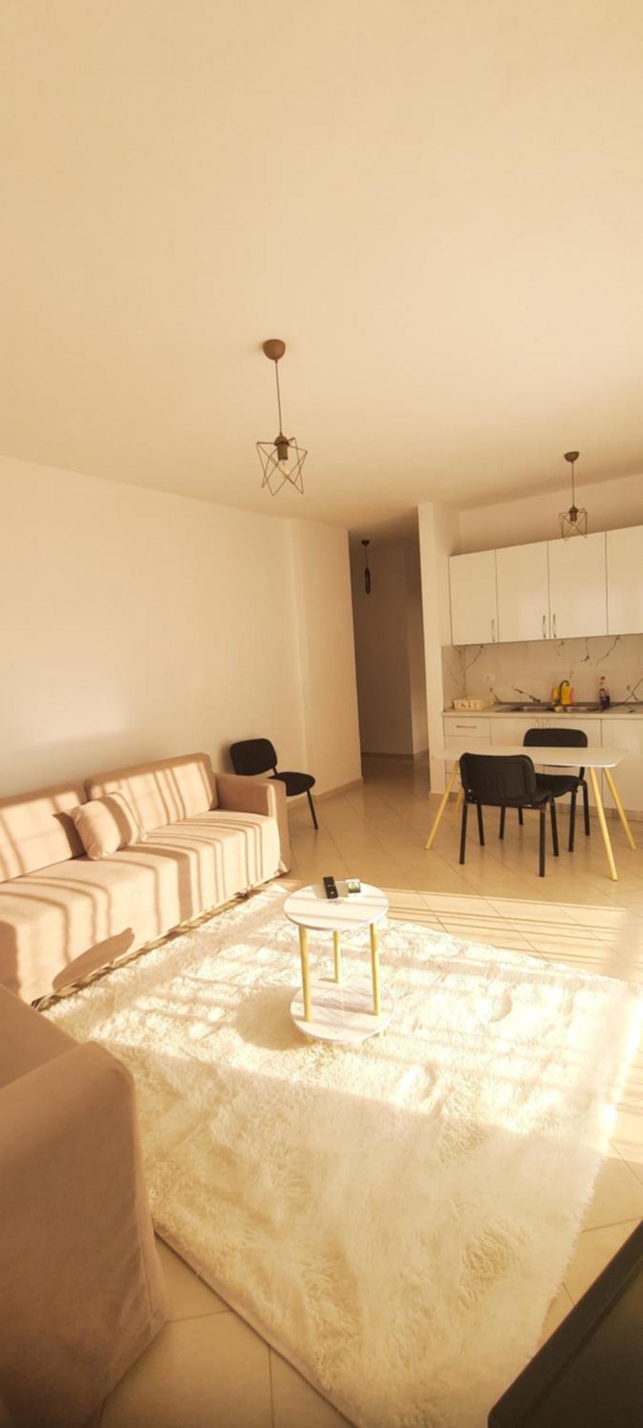 C'e Casa Near The Sea, Netflix, Parking, Balcony, Fast Wi-fi Appartement *
