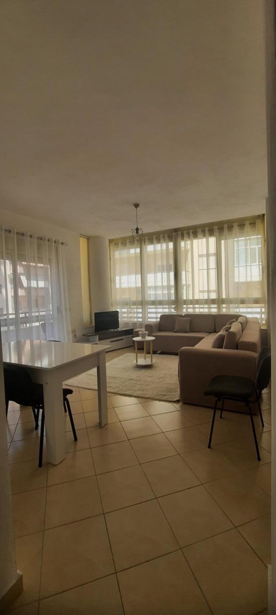 C'e Casa Near The Sea, Netflix, Parking, Balcony, Fast Wi-fi Appartement