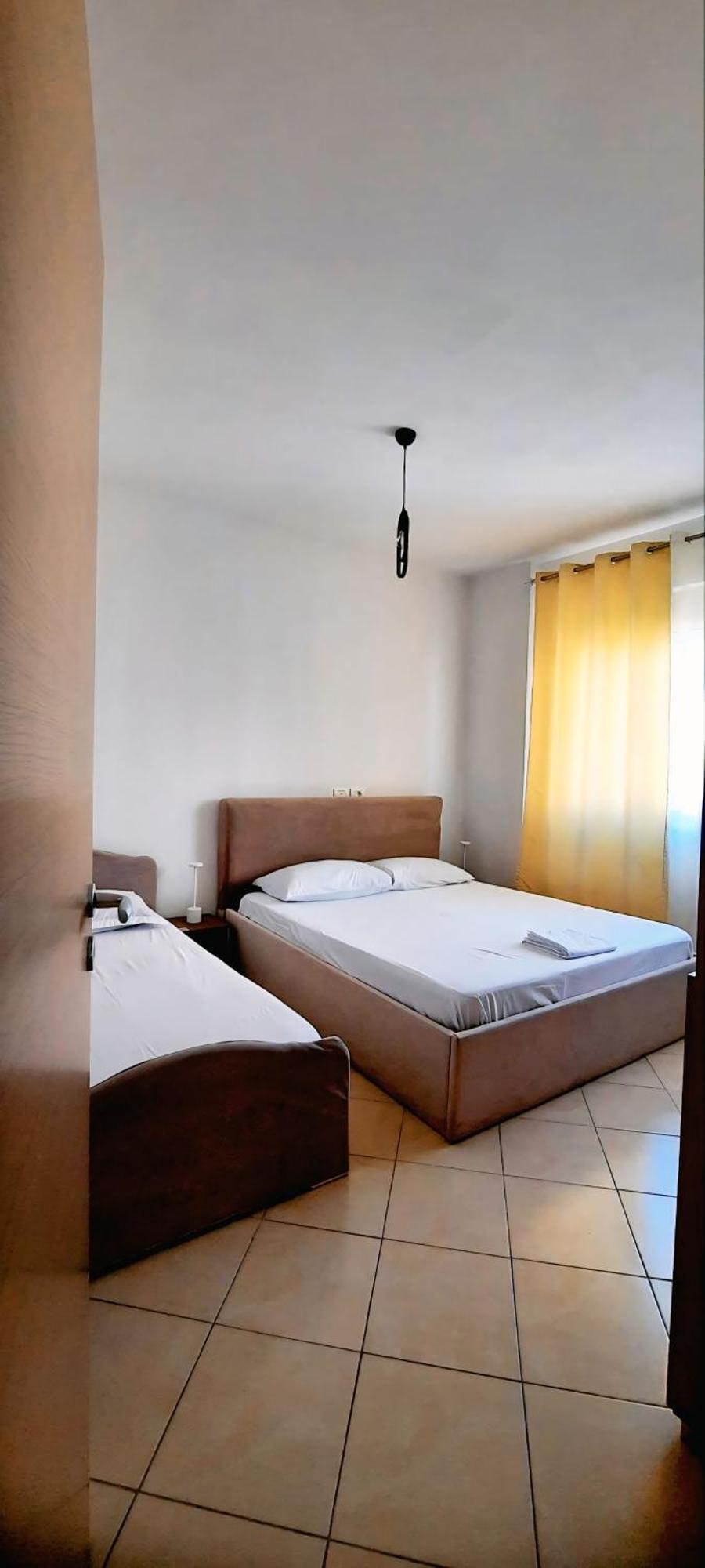 C'e Casa Near The Sea, Netflix, Parking, Balcony, Fast Wi-fi Vlorë